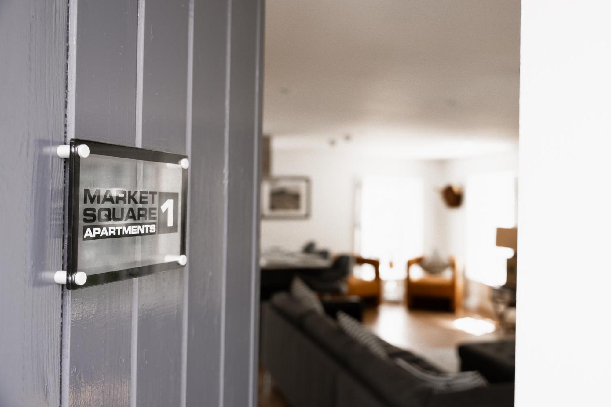 Market Square Apartments בושמילס מראה חיצוני תמונה
